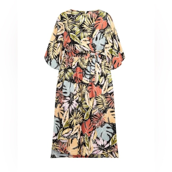 Loralette By City Chic Dotty Palm Day Date Printed Maxi Dress SKU0082 - Picture 4 of 15